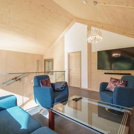 Scenic Chalet In Sankt Georgen On Slopes ザンクト・ローレンツェン・オプ・ムーラウ
