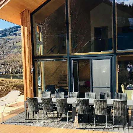Scenic Chalet In Sankt Georgen On Slopes * ザンクト・ローレンツェン・オプ・ムーラウ